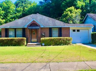 656 Villa Esta Ave, Macon, GA 31206