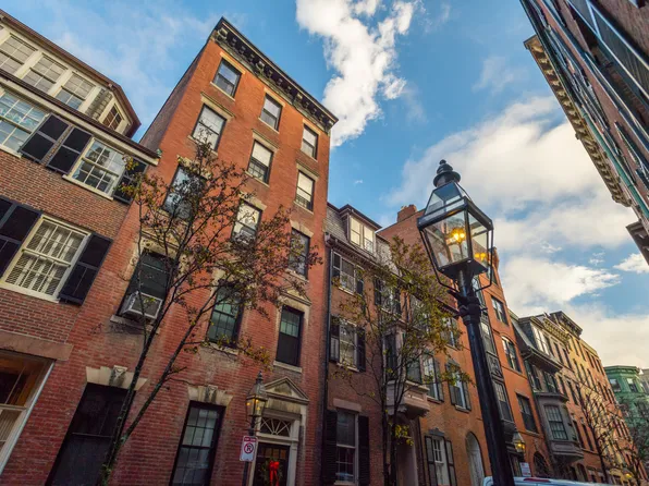 85 Myrtle St, Boston, MA