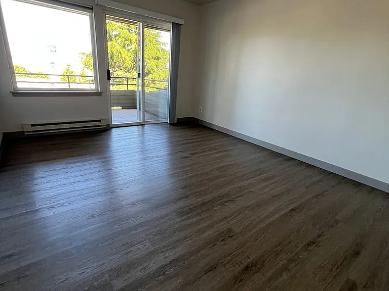 2921 Federal Ave — Photo 13