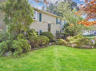 655 Merwin Ave, Milford, CT 06460