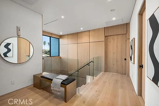 14758 Morrison St — Photo 19
