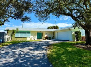 726 10th Ct, Vero Beach, FL 32962