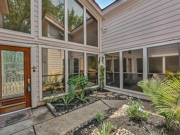 4th image of 5911 Donwhite Ln