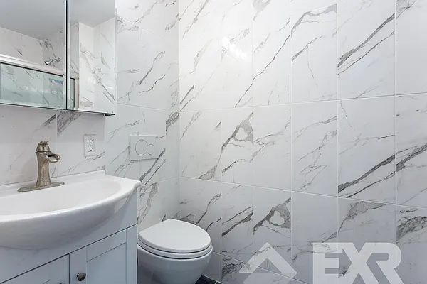 Rented by EXR | media 7