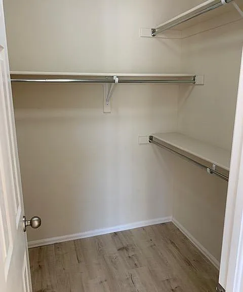 7450 Chancellor Dr — Photo 17