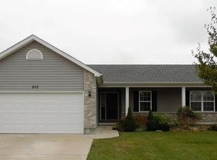 810 Legolas Ln, Wright City, MO 63390