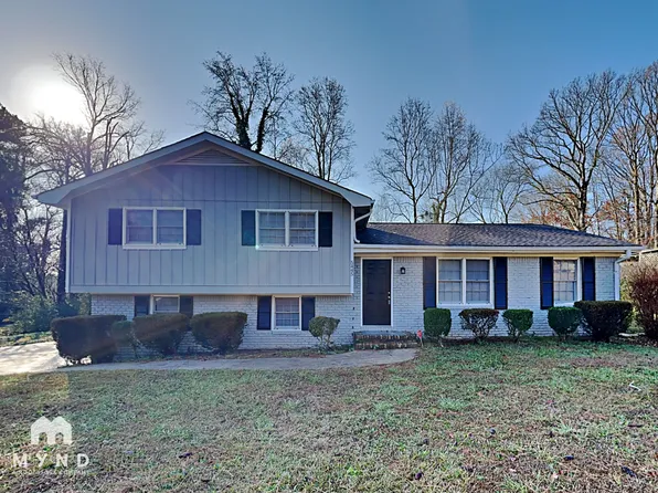5445 Mill Valley Dr, Douglasville, GA 30135