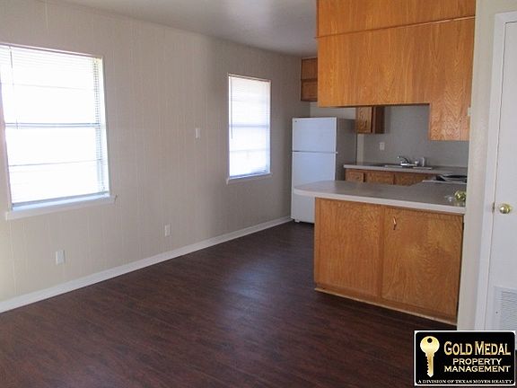 2nd image of 804 Pecan Cir #A