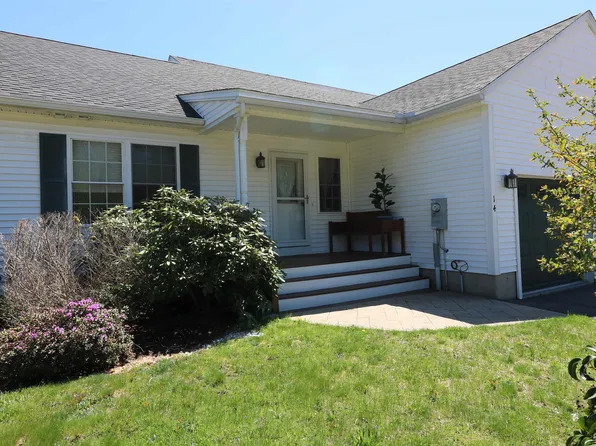 14 Matthew Way, New Ipswich, NH 03071