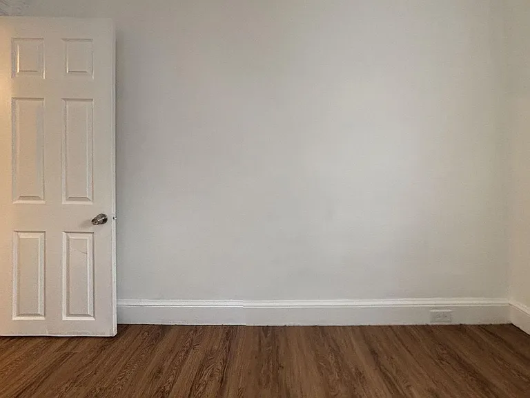 426 N Robinson St — Photo 5