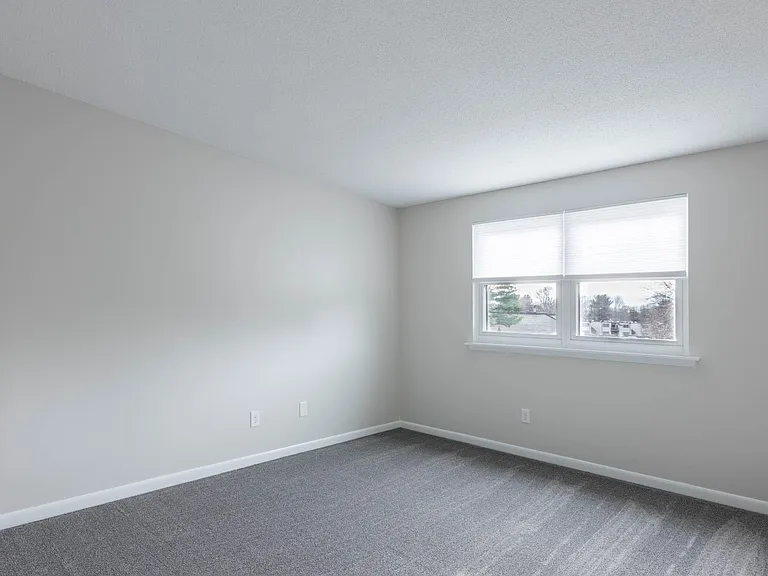 106 Twin Circle Dr — Photo 12