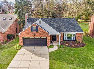 588 Sandrae Dr, Pittsburgh, PA 15243