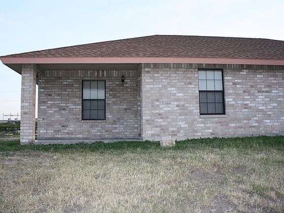 Front of duplex unit H