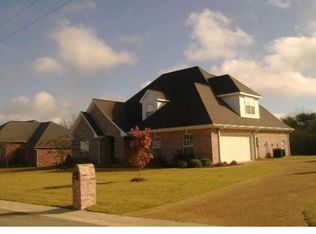 121 Canna Ave, Starkville, MS 39759