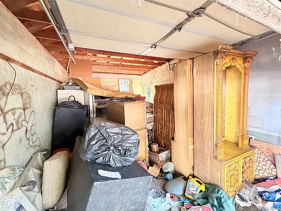 3rd image of 132 N Miller Street