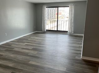 728 1st Ave SW APT 401, Rochester, MN 55902