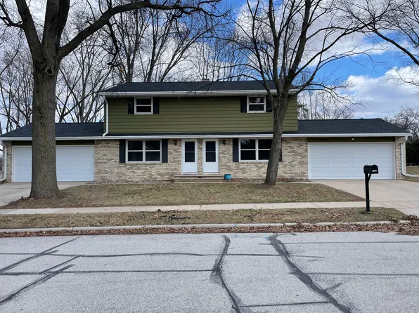 1407 Wiesner St, Green Bay, WI 54304