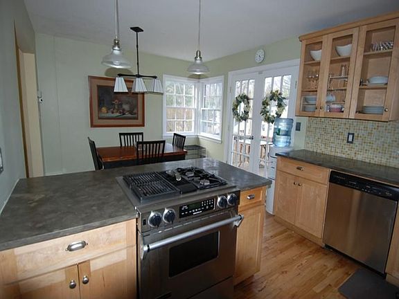 4 Bedroom Cape Cod