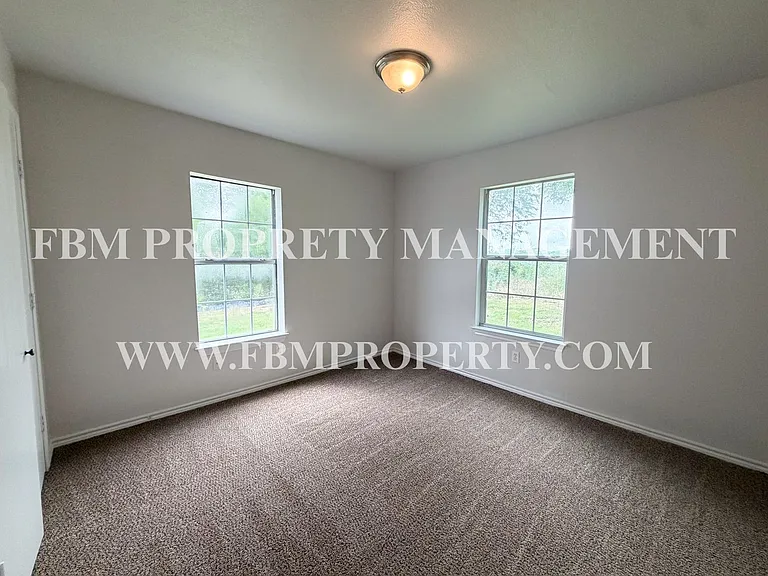 1309 N Clay St — Photo 10