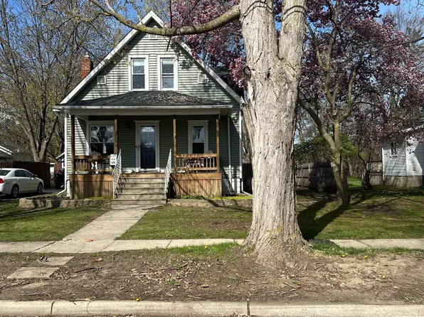 928 S Ball St, Owosso, MI 48867