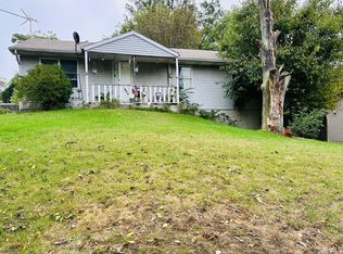 212 Blackport Dr, Goshen, IN 46528