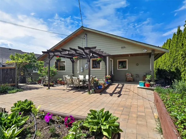 705 Brink Ln, Ashcroft, BC V0K 1A0