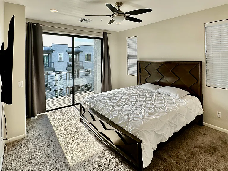 2090 S Dorsey Ln #1033 — Photo 15