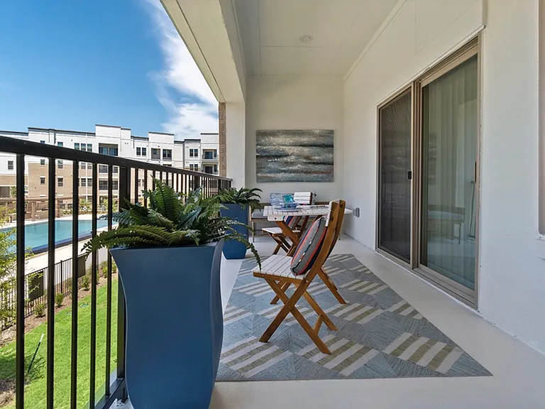 Patio/Balcony Patio/Balcony
