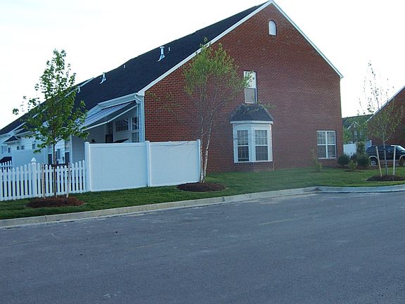 4th image of 10508 Bishops Gate Dr