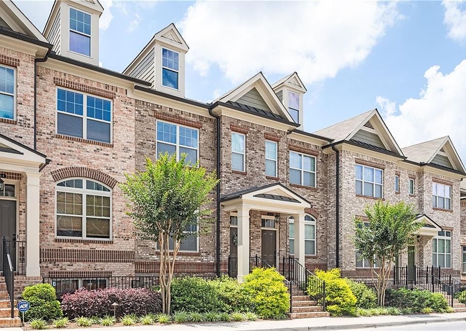 1st image of 1213 Lavista Cir NE
