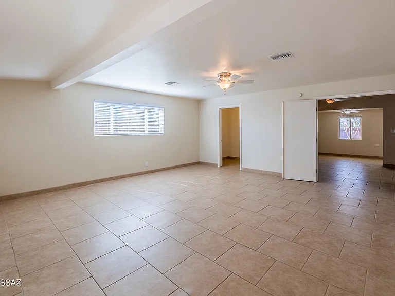 821 N Corinth Ave — Photo 8