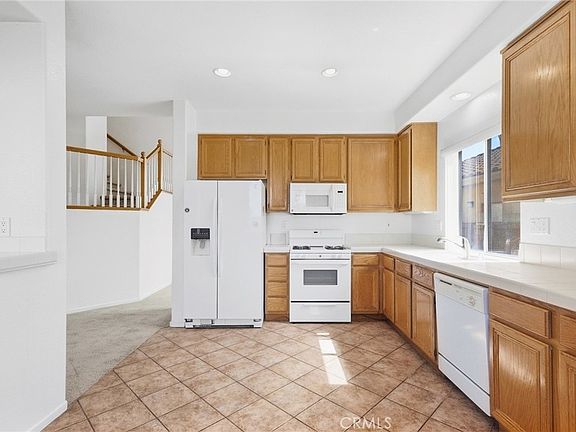 5th image of 41851 Vardon Dr