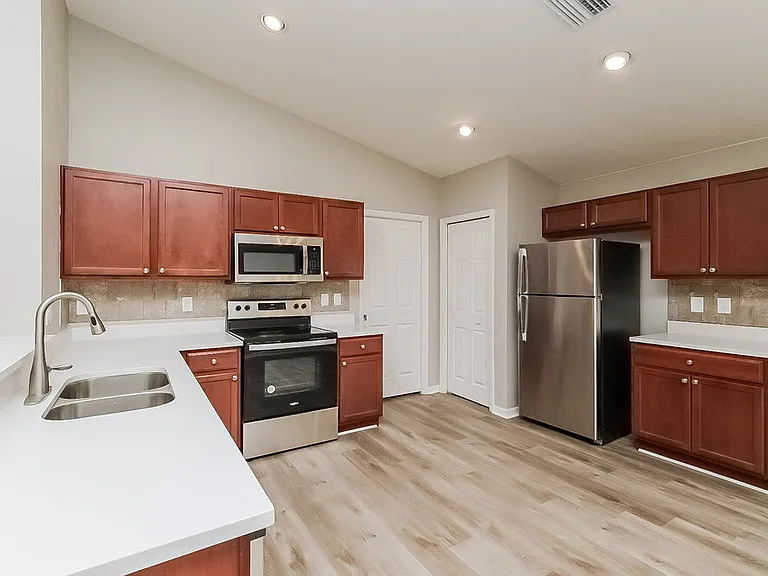 1223 Sheridan Bay Dr — Photo 6