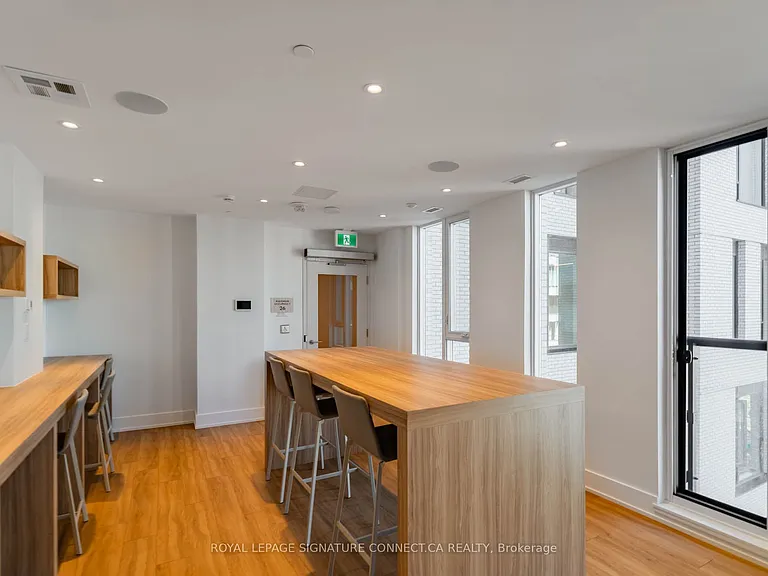 3100 Keele St #423 — Photo 40