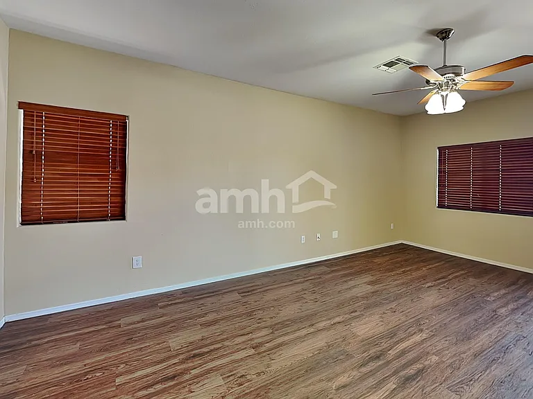 5561 S Lemon Tree Dr — Photo 6