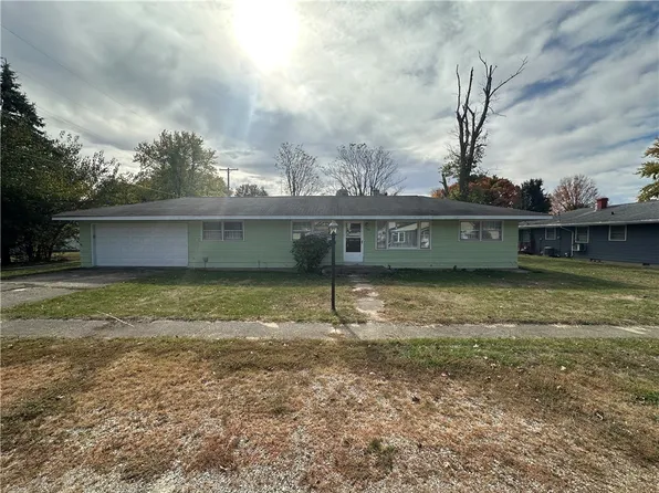 100 E Church St, Potomac, IL 61865