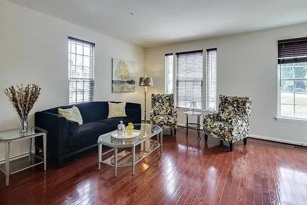 8609 Enoch Pratt Dr — Photo 15