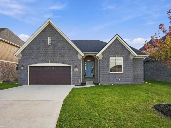4090 Spring Meadow Dr, Sterling Heights, MI 48314