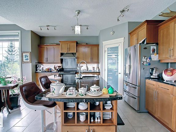 3rd image of 6175 Stinson Way NW