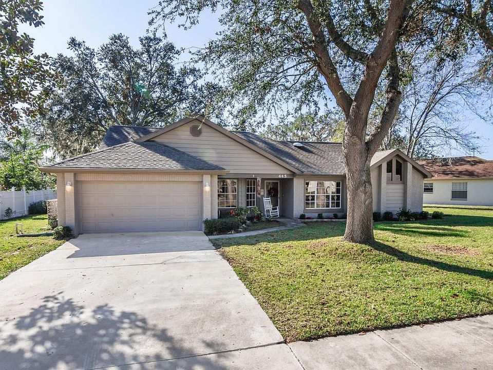 1st image of 445 Champagne Cir