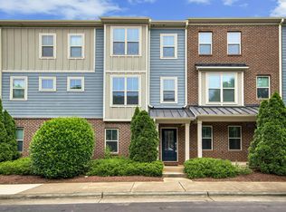 1418 Ardara Ln, Raleigh, NC 27607