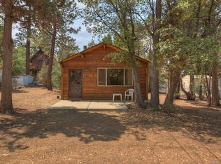 744 San Bernardino Ave, Sugarloaf, CA 92386