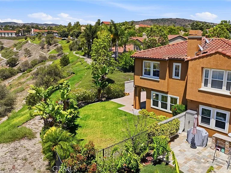 42 Paseo Vis — Photo 26