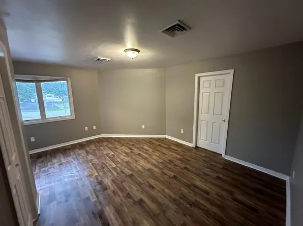 350 Boyers Ave, Morgantown, WV