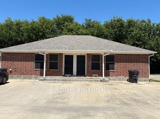 641 Woodard Ave STE D, Cleburne, TX 76033