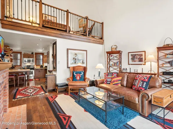 425 Wood Rd APT 44, Snowmass Village, CO 81615