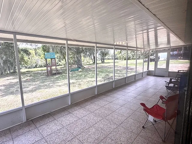 12584 Wedgefield Dr — Photo 12