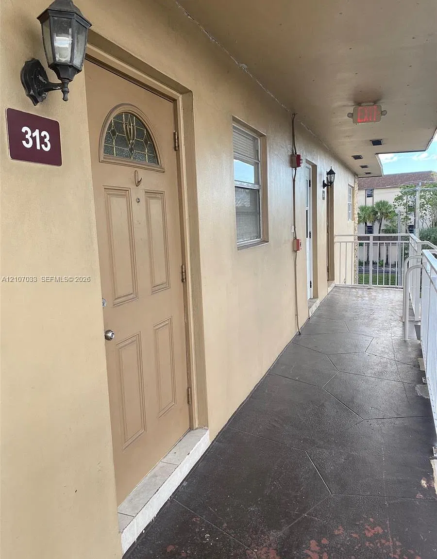 Begonia Gardens Condo Inc — Photo 2