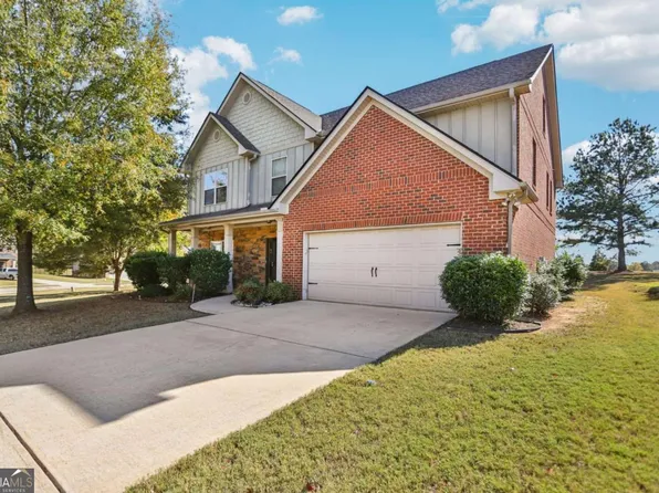 3154 Alhambra Cir, Hampton, GA 30228