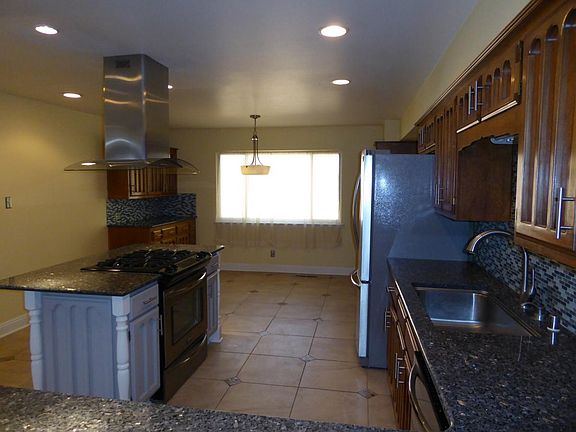 2nd image of 1300 Cuatro Cerros Trl SE